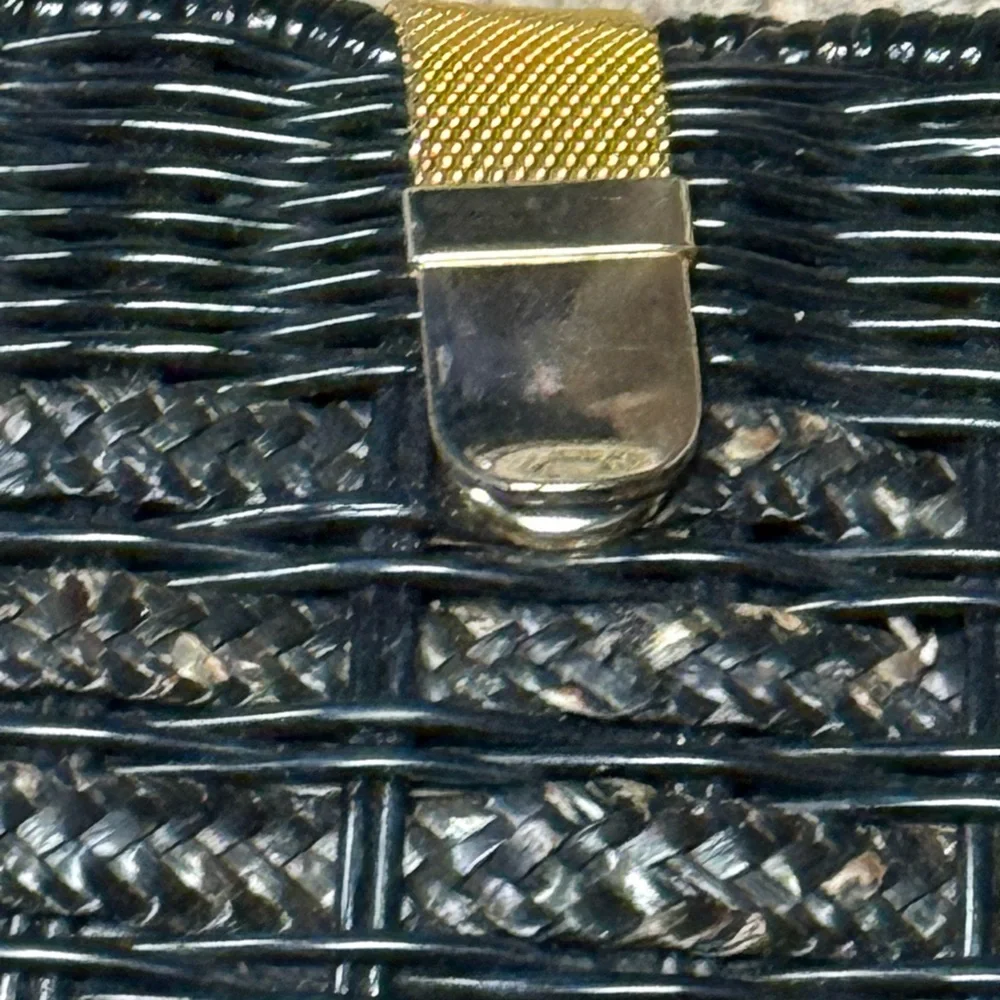 Vintage Black Woven Chain Strap Evening Purse Gold Hardware Clutch Crossbody